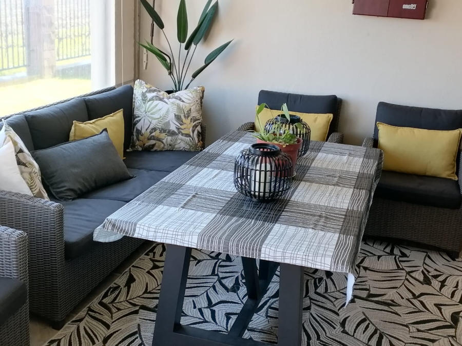 3 Bedroom Property for Sale in Heldervue Western Cape